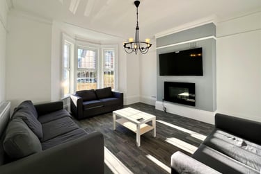 7 bed house, Queens Road, Jesmond, Newcastle, NE22PR - Image 1